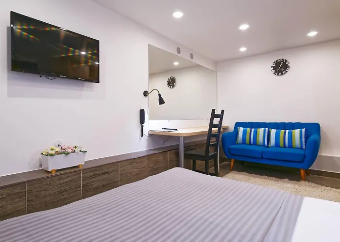 Rigaapartment Sonada Self-Service Aparthotel - Private Parking 4* Riga