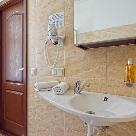 Rigaapartment Sonada Family Aparthotel - Private Parking